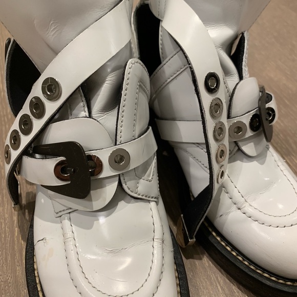 balenciaga boots mens white